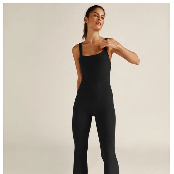 NWOT Beyond Yoga Spacedye Hit The Scene Black Jumpsuit - Picture 1 of 9